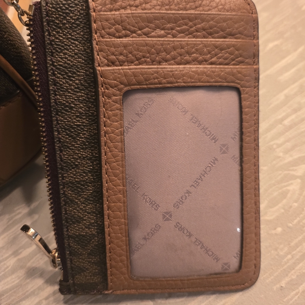 Michael Kors Brown and Tan Messenger Crossbody Bag I.d. Wallet Set - Picture 5 of 7
